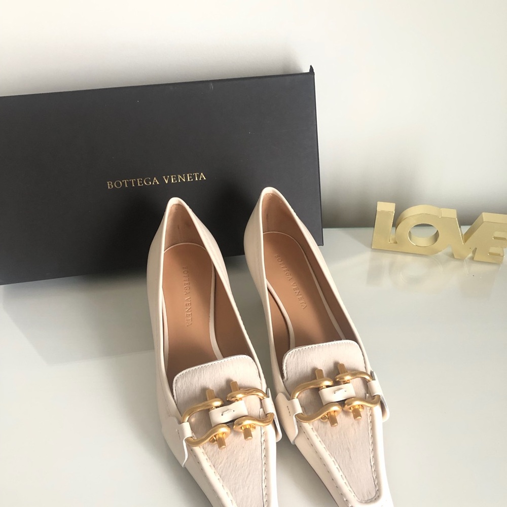 Bottega Veneta Cream Women's Loafers